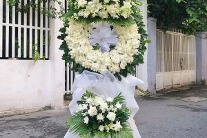 Kệ Hoa Chia Buồn Đà Nẵng – Dịch Vụ Điện Hoa Tang Lễ Tận Tâm, Thành Kính