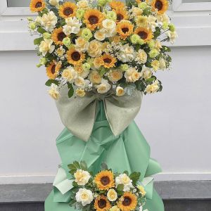 Đôn hoa khai trương tone xanh rực rỡ 