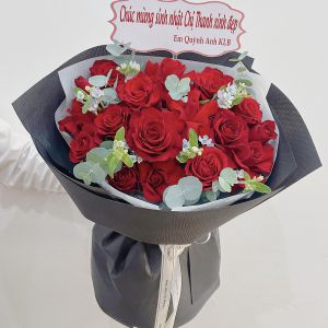 Bó hoa hồng đỏ mix sao xanh